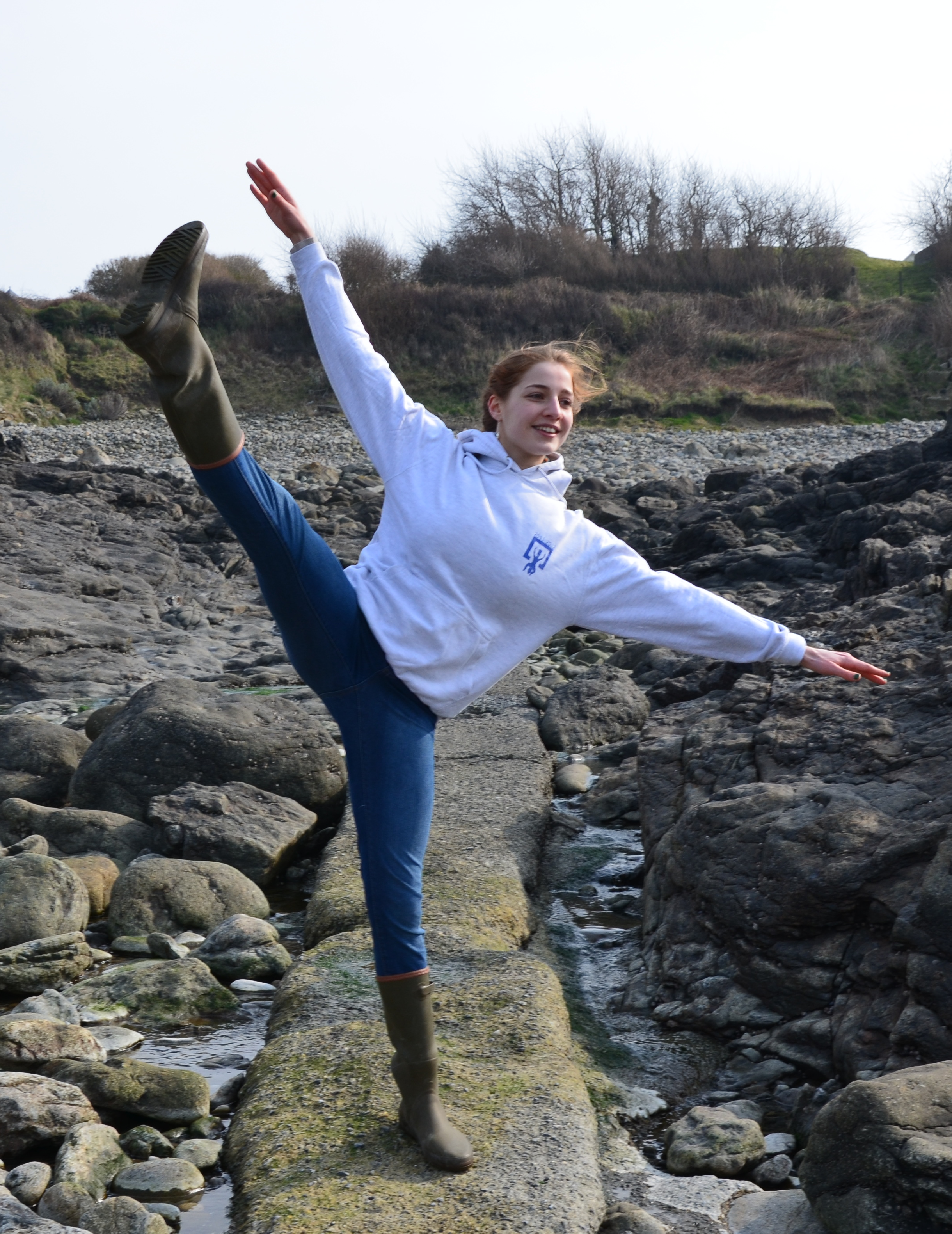 Grand battement avec le vent. Bretagne, France. 01/04/2013